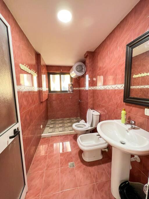Scanderbeg Square 2Br Apt Тирана Екстериор снимка