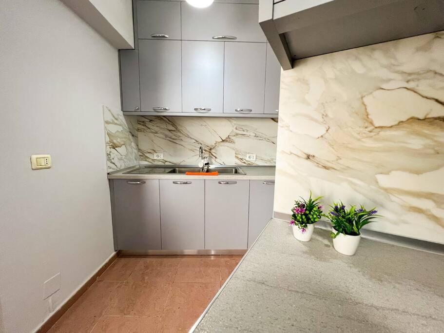 Scanderbeg Square 2Br Apt Тирана Екстериор снимка